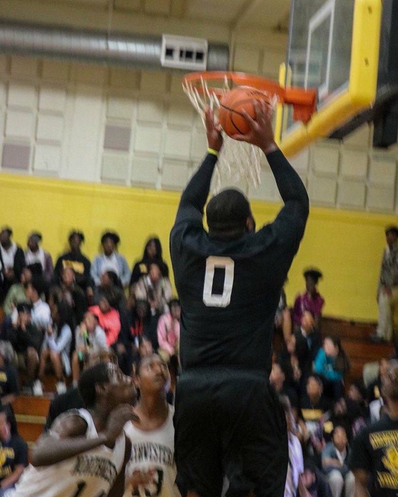 NorthwesternMi1's tweet photo. When your Principal is a Super Star in the Faculty vs. Student Basketball game!!!!! 🏀🏀🏀🏀 We had a blast on Friday!!!!
#BallinOn45th #LebronWho #WeGotGame #FacultyWon #FunFunFun #YellowJacketPride https://t.co/J38aE7nFxL