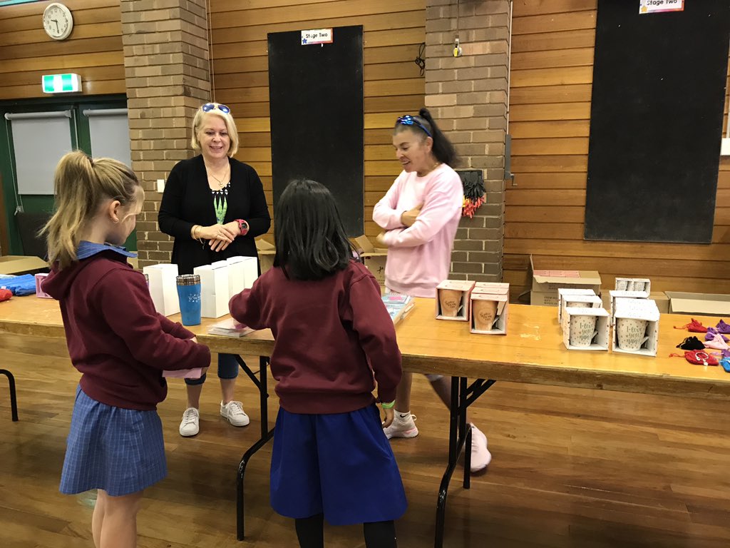 kylie_lyneham's tweet photo. A successful Mothers' Day Stall at @SackvilleStPS. A coordinated effort from staff and parent volunteers. Some Ss practising how to keep a secret till Sunday. @jasdemanincor @SuellenMair @new71k @_iEndo https://t.co/Hq4Aco6fSW
