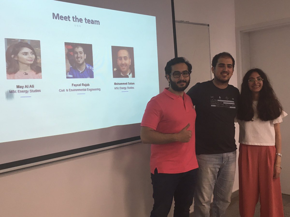 Boom_Renewables's tweet photo. In a class project for ENST 396C, @Energy_AUB students did a survey on plastic bags use by customers of the three most popular supermarkets in Hamra, Beirut. Results: Some individuals use up to 11 plastic bags/week &amp; other individuals are using no plastic bags at all @MSFEA https://t.co/us7rgTlpJt