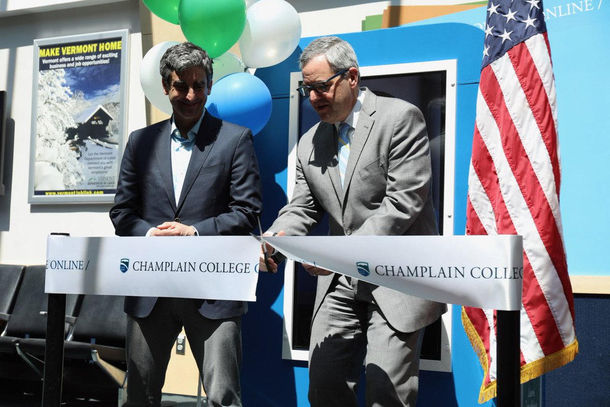 LeahyBTV's tweet photo. Next time you’re here, you might notice something a little different. @ChamplainOnline is doing a takeover - you'll soon be able to try out their new #AccomplishAnything interactive digital experience! #FlyBTV https://t.co/xwMAoRJjeG