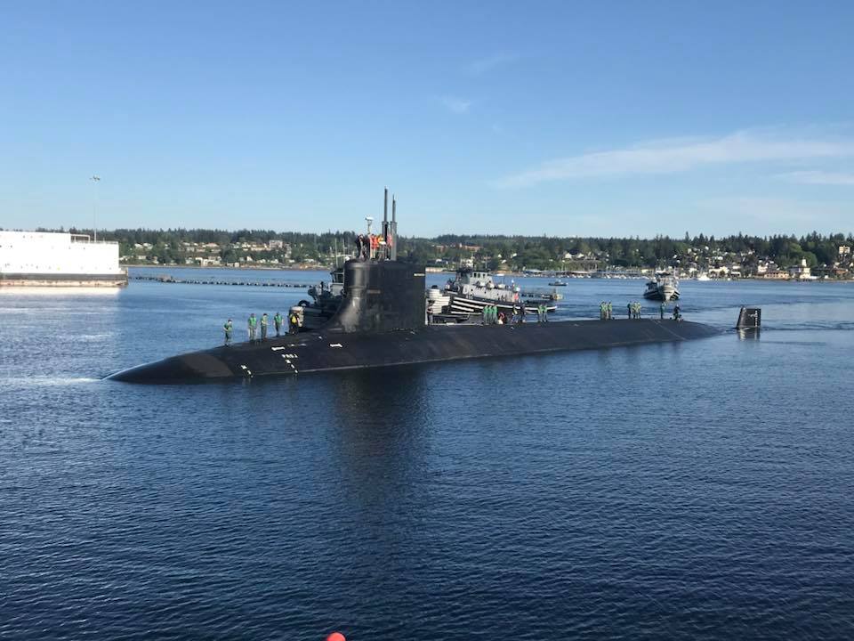 seawaves_mag's tweet photo. USS Connecticut (SSN 22) returned to Bremerton May 7th following the completion of the multinational maritime Ice Exercise (ICEX) in the Arctic https://t.co/slrLtvzLV4