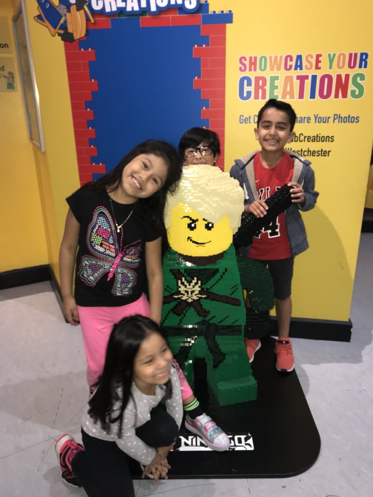 MrsFunes's tweet image. Our class had a great time at LEGOLAND!!! #weebuild #weecreate @AnnaRudowsky
