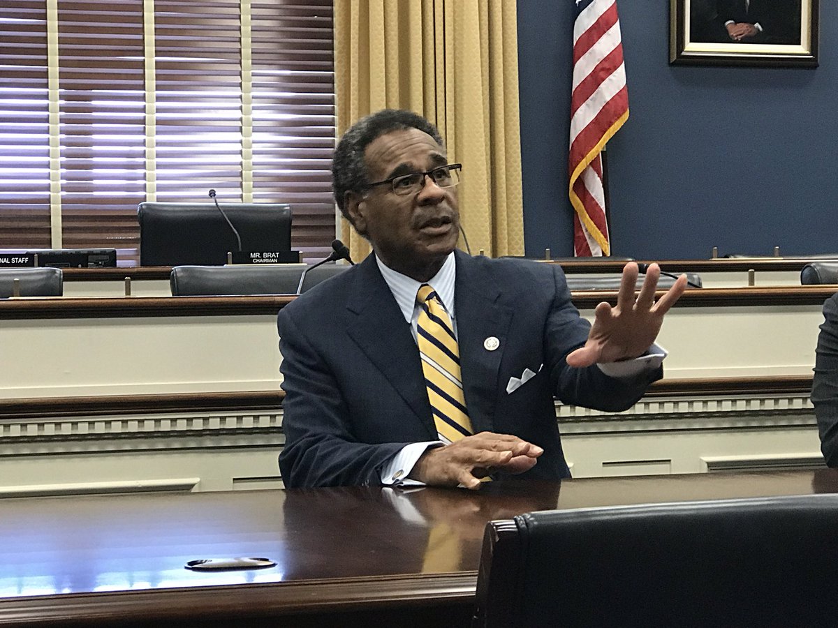 ElizabethMAlex's tweet photo. Always great to visit with my congressman @repcleaver! Thanks @kcchamber for organizing the DC Fly-in. #KC2DC https://t.co/mXs3lyHCqp