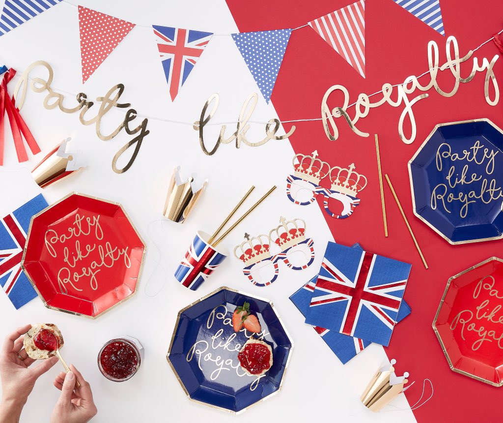 CakeandCoParty's tweet photo. Just over a week &amp; a half to go until the Royal Wedding! 🇬🇧 

Get ready for your Royal celebration &amp; celebrate in style with these gorgeous party pieces! 💍✨

Buy now online: 
https://t.co/Ze69GL25Tf 

👸🏽🎩💍🇬🇧✨ 

#cakeandcoparty #royalwedding #british #MeghanAndHarry https://t.co/asmghlJcpg