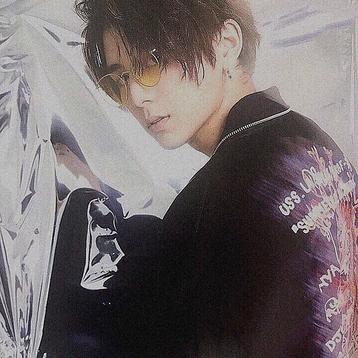 HINA33376012's tweet photo. .*♥Happy Birthday ♥*.
                      
                 Ryosuke Yamada(ㅅ´ ˘ `)♡

いつもJUMPのエースとして頑張っている姿が大好きです！！
これからも頑張ってください！いつまでも応援します！！

素敵1年になりますように✨💕

#山田涼介生誕祭 
#山田涼介25歳おめでとう https://t.co/oUbnI2dpJD