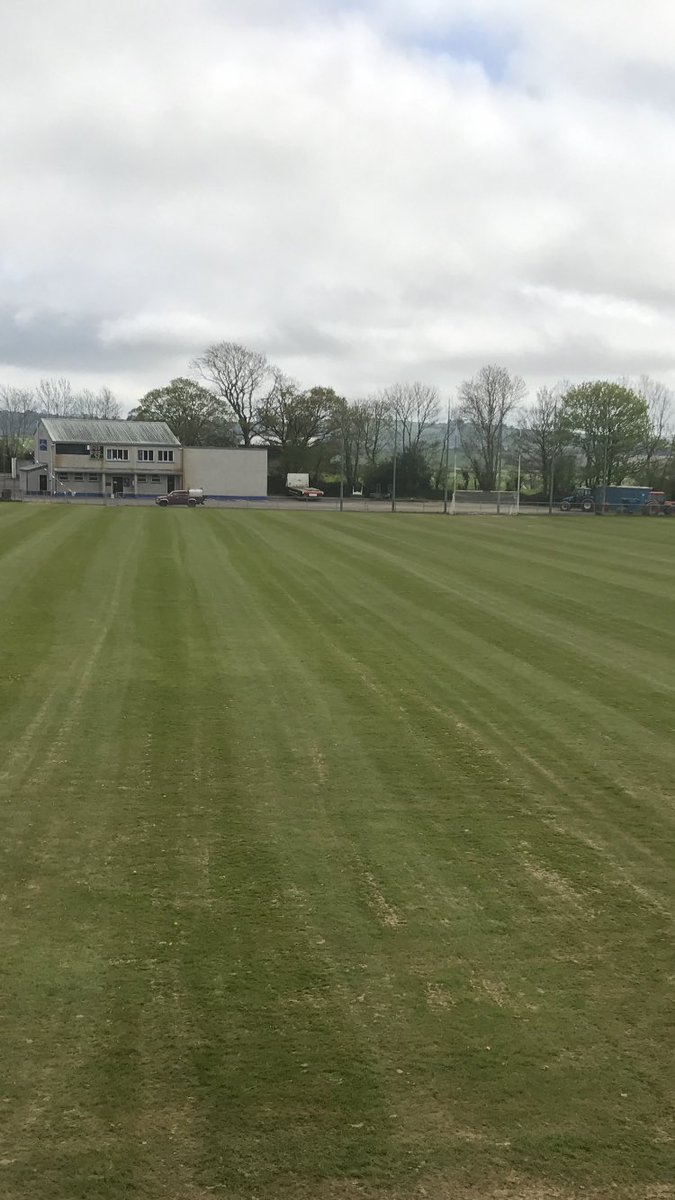 "Home Venue" this time around in Ballyanly for some top dressing and verti-draining for <a href="/ScarraGAA/">Inniscarra GAA</a>