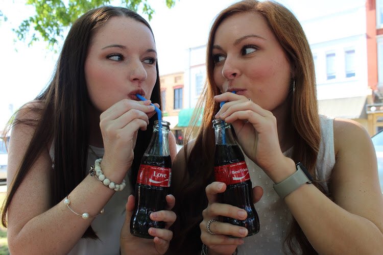 ChiOmegaTroy's tweet photo. Happy National #HaveACoke Day from Chi Omega ❤️ https://t.co/XOuGETX6nB