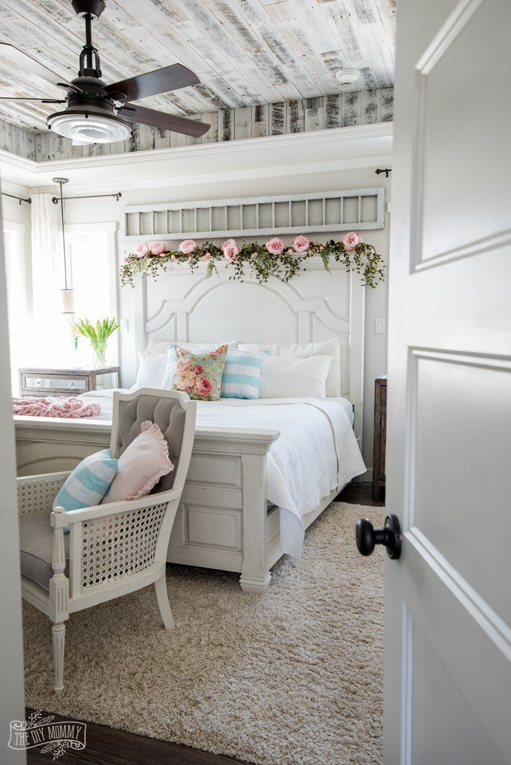 DedicatedHouse's tweet photo. Pop on over to the Make it Pretty party and add your recipes, crafts, home decor and diy!  Photo Credit:  The DIY Mommy https://t.co/shjPjSFyK4 #homedecor #linkparty #crafts #diy #prtty https://t.co/rQGRcsLQtW