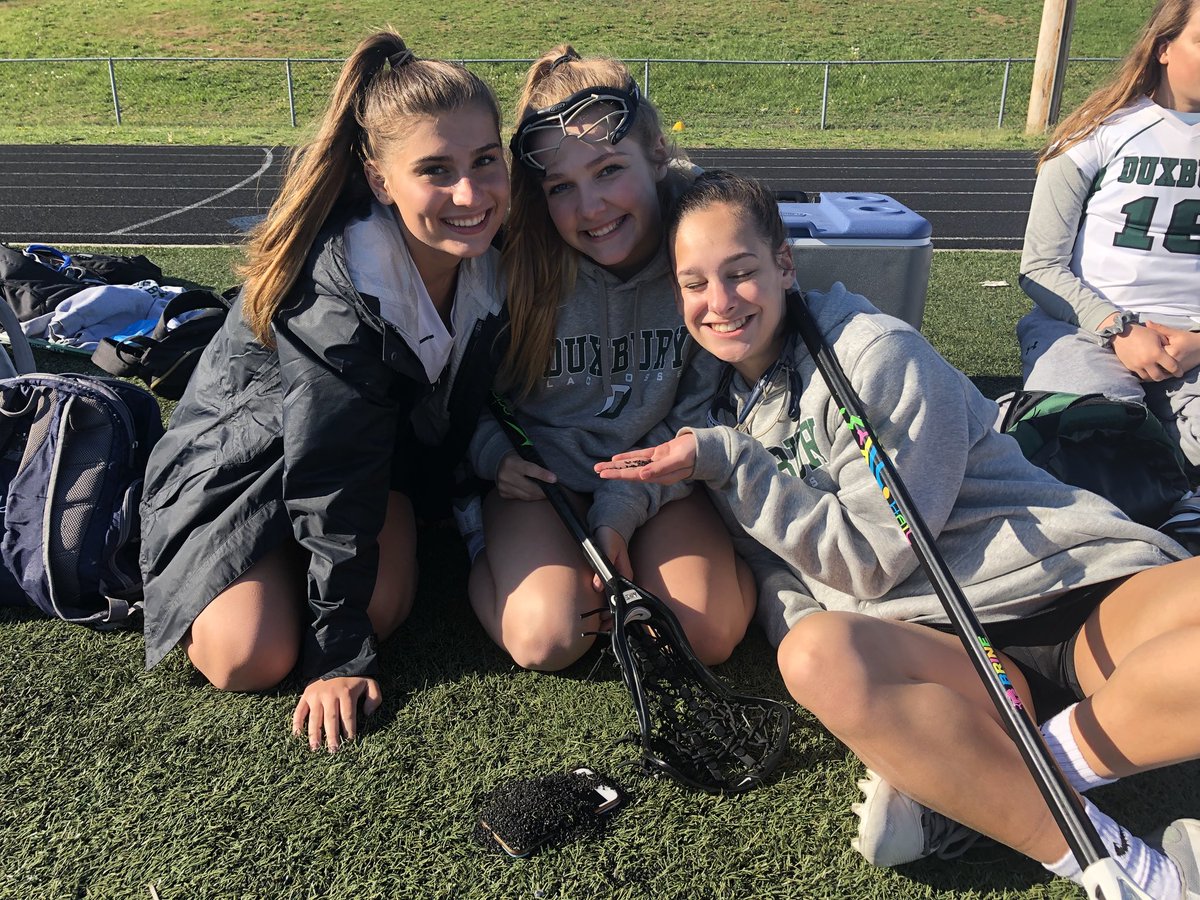duxglax's tweet photo. The turf battles are getting crazy out here... T-13 minutes until we demolish the Titans 🔥🤪 #TheGorlsAreReady https://t.co/XwaP8BKD8q