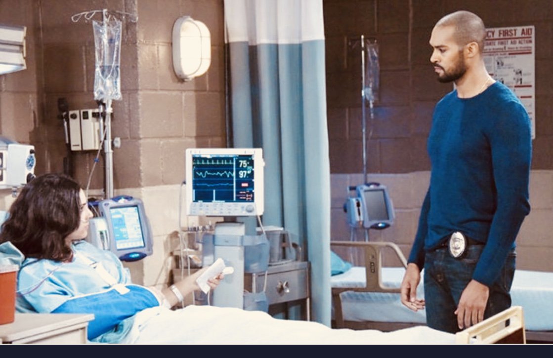 Crazy4Geli's tweet photo. 🚨 Sneak Peak Photo🚨 #Geli is on tomorrow!!!
Is #Gabi pushing the call button on #Eli ???
#GeliAndAllTheirDrama
@LamonArchey @camilabanus #Days
#GeliIsEndGame https://t.co/v2MAQoWbo9