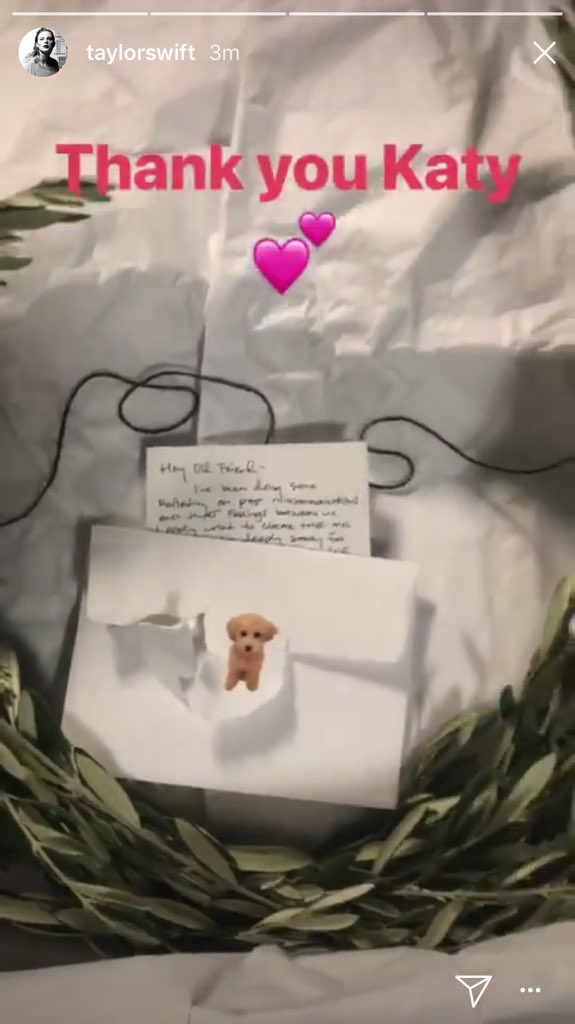 updateswiftbr's tweet photo. “Ei velho amiga - eu tenho pensado sobre as falhas de comunicação e os sentimentos do passado entre nós e queria limpar o ar...” - Katy Perry https://t.co/P3mCffogu2