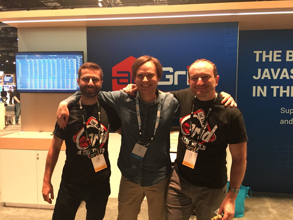 webmaxru's tweet image. So cool to meet good friends at #MSBuild! @SeanLandsman and @ceolter from #agGrid - speakers and sponsors for @ngVikingsConf