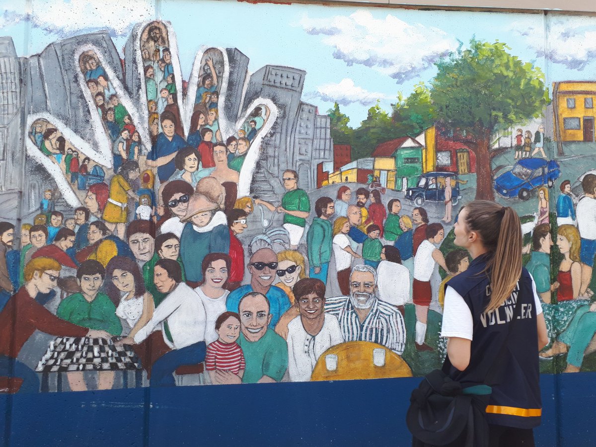 KitsFairCPC's tweet image. Hello #Kitsilano! Heading to the beach? Let's #LockOutAutoCrime! Keep valuables out of plain view - loose coins, chargers, bags - #thieveswillstealanything. #LockItOrloseIt @icbc @VancouverPD