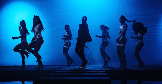 Chris Brown tweet media