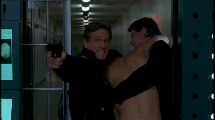crashdowncom's tweet photo. YAY!! #AgentFields #Roswell #RoswellRealTimeRewatch #RoswellRewatch #TheWhiteRoom #RoswellTVshow https://t.co/NsjjeNguLp