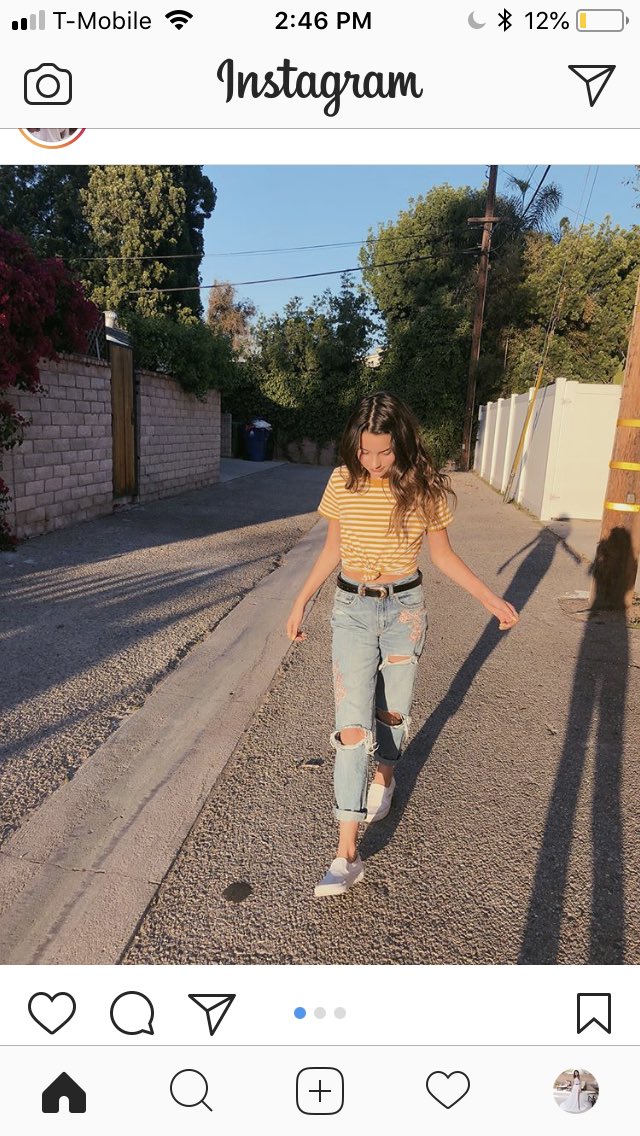 DanielaVanilla3's tweet photo. Awwww Annie so adorable 🌟✨ https://t.co/VFSqQff5lC