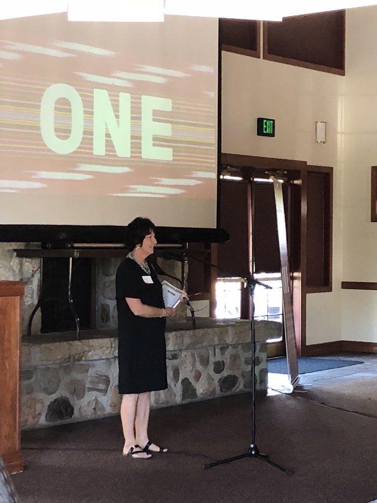 octanner's tweet photo. It was a pleasure to celebrate the #classof2018 last night at @one_refugee’s Annual Celebration. Congratulations to the hardworking graduates, and to @one_refugee for the new partnership with @Upwardly_Global! 🎓 https://t.co/eUPmgpNEAG