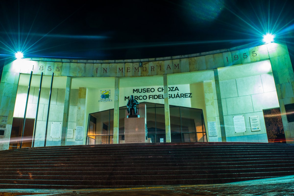 CulturadeBello's tweet photo. Hoy la luz se apodera de nuestros espacios patrimoniales y damos el primer paso con la iluminación del Museo Choza Marco Fidel Suárez
#BelloCiudaddeProgreso @AlcaldiadeBello ​ 
Fotografía: Enmanuel Rendón https://t.co/2vqdv8HTcd