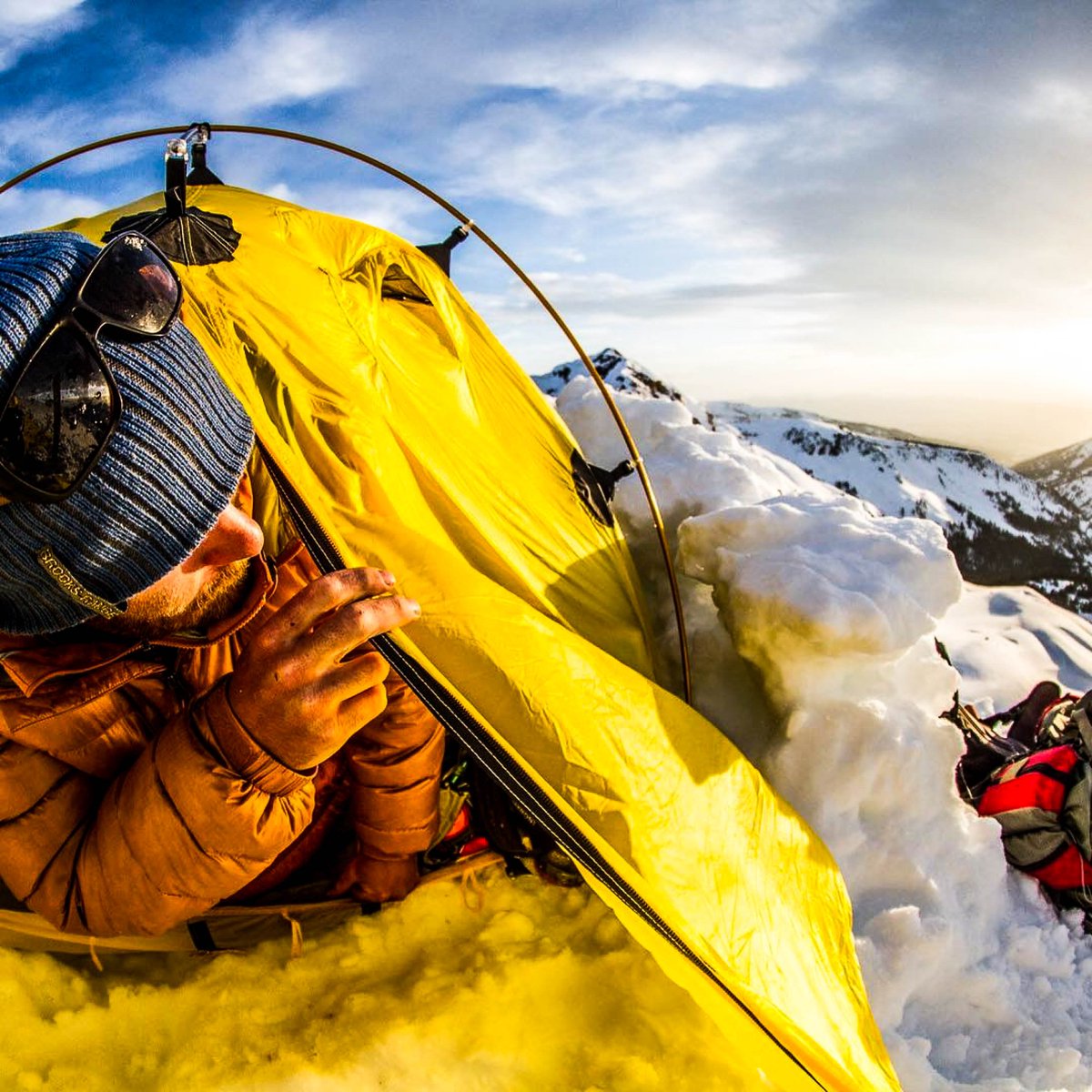 Wondering what cool places our friends have been to these last couple months?  Check out our newest blog article and get inspired for your next adventure! brooks-range.blog/2018/05/08/bro…