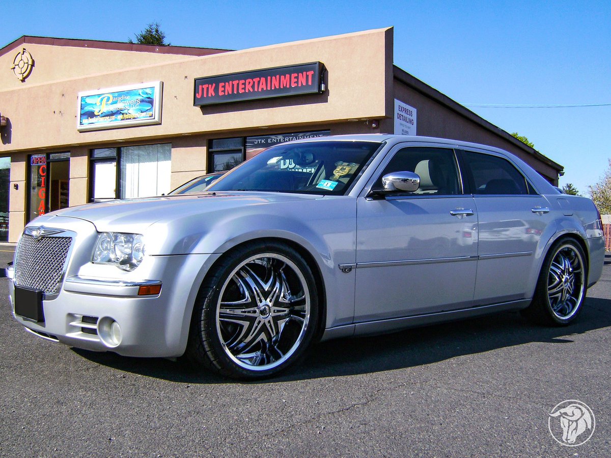 Diablo Wheels On Twitter Quot Chrysler 300 Sitting On 22