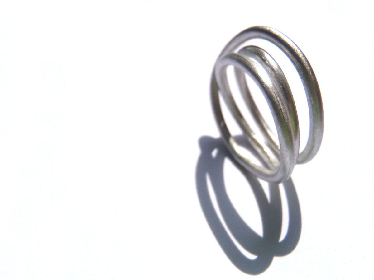 dikua_jewelry's tweet photo. Tangles Ring a minimal design made in your size in brushed or blacked sterling! @dscvrd https://t.co/Jcf7LZygAZ #minimalring #designring #infinitering #buyhandmade #shopsmall #designjewellery #slowfashion #smallbizlove #modernjewelry #handmadebyme https://t.co/d0oKMtAGOT