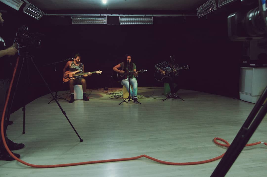InterageBand's tweet photo. "Luz, Câmera, ação!"

#Interage #band #tocomainterage #PalcoRPT #rptplay #petropolis #tv #televisao #bass  #guitar #pop #rock #reggae #indie #folk https://t.co/anrCVy2ZvR