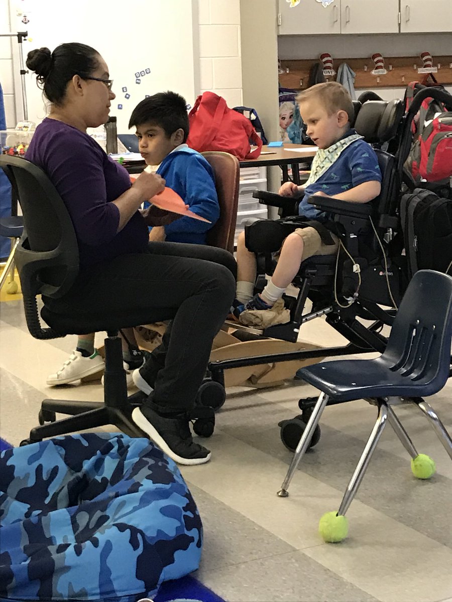 KanghaRoocrew's tweet photo. We love reading! It helps us learn our letters and word sounds. #readwithabuddy #otherpeoplematter @WestgateLibrary https://t.co/B2YGtYJybq