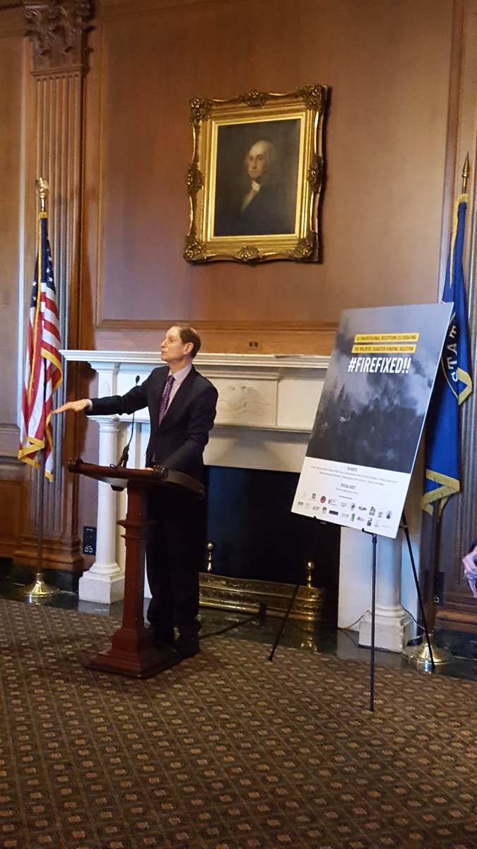nature_wonks's tweet image. The #FireFix “is a triumph for the country. ... This is the way government is supposed to work,” says @RonWyden.