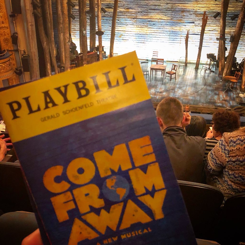 TriciaBaron's tweet photo. Soooooo I went back to Gander... @wecomefromaway #5thtime #Ihaveaproblem #itsagoodproblemtohave https://t.co/ok4VtLwzYe