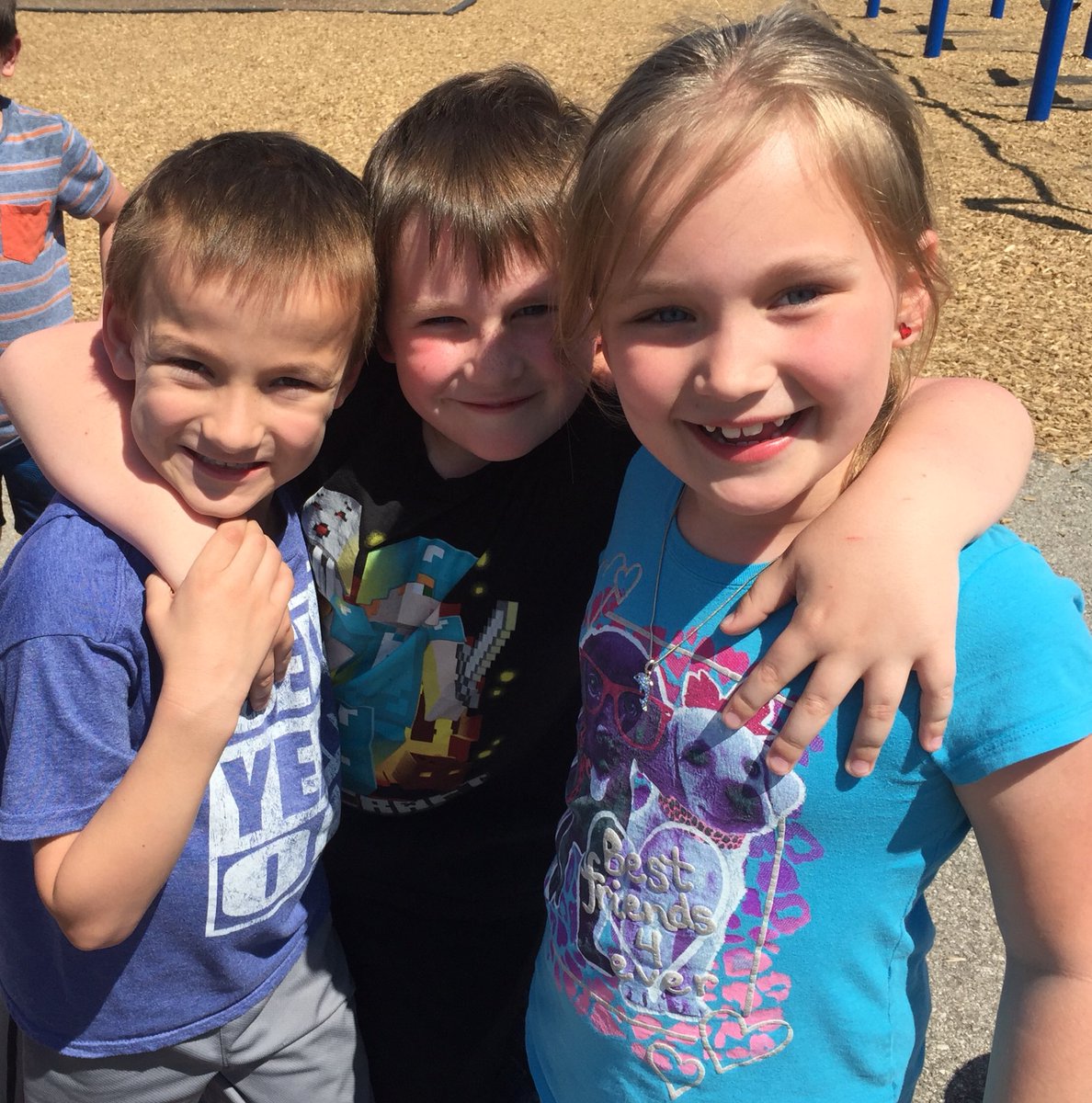 mich_kees's tweet photo. Recess! @MrsDuffsClass  #duffrocks https://t.co/jzhqOYOFB5