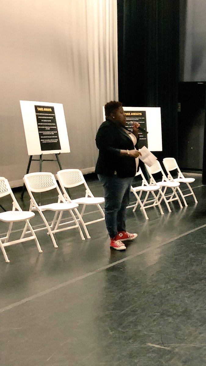 ChiefGauseNMPD's tweet photo. #Happeningnow #BeyondtheMarch a youth-led town hall meeting on violence @LHCCmiami #littlehaiti https://t.co/uRWXPPaNp1