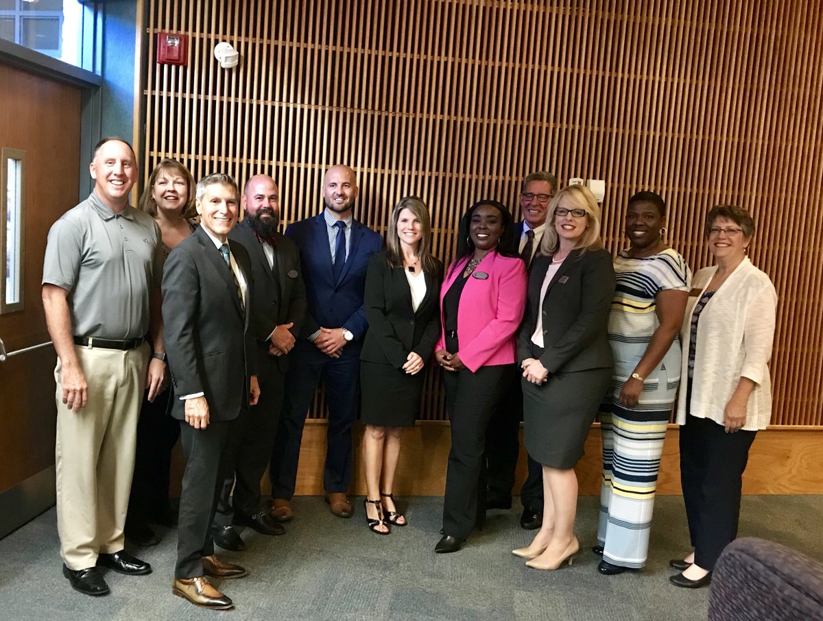 KTMicallef's tweet photo. A big congrats for @volusiaschools newest Principal Interns 🎉
I am bursting with pride for my very own @MikeMicallef1 💙 Your relentless drive, knowledge, &amp; infectious personality will take you far! #theadventureawaits https://t.co/kyOM2gEiQ6