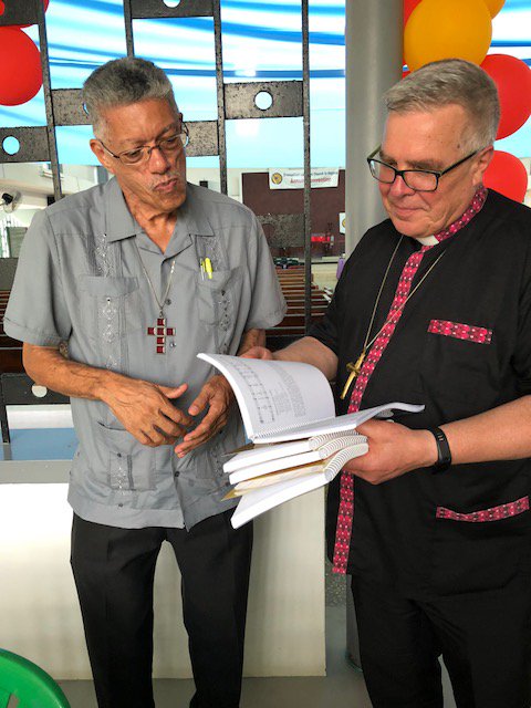 Happy to share copies of Inshallah songbook Draw the Circle Wide with newly elected President Pr. Conrad Plummer at Ev. Lutheran Church of Guyana convention! <a href="/ESynodELCIC/">Eastern Synod-ELCIC</a> @wls_online @RiittaHepomaki <a href="/LaurieEKnott/">Laurie Knott</a> <a href="/dlludolph/">debbie lou ludolph</a>