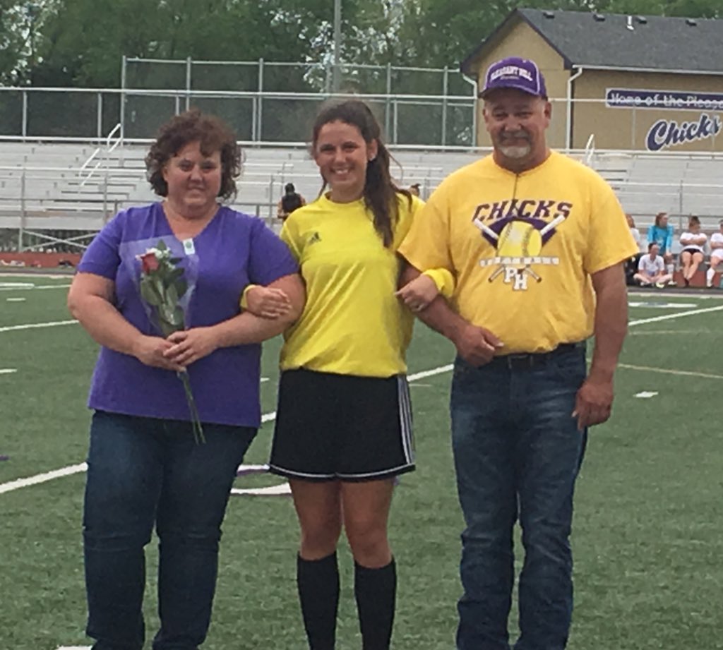 PHHSActivities's tweet photo. Chicks Soccer: Senior Tori Young https://t.co/fk0Gl7Rb5N