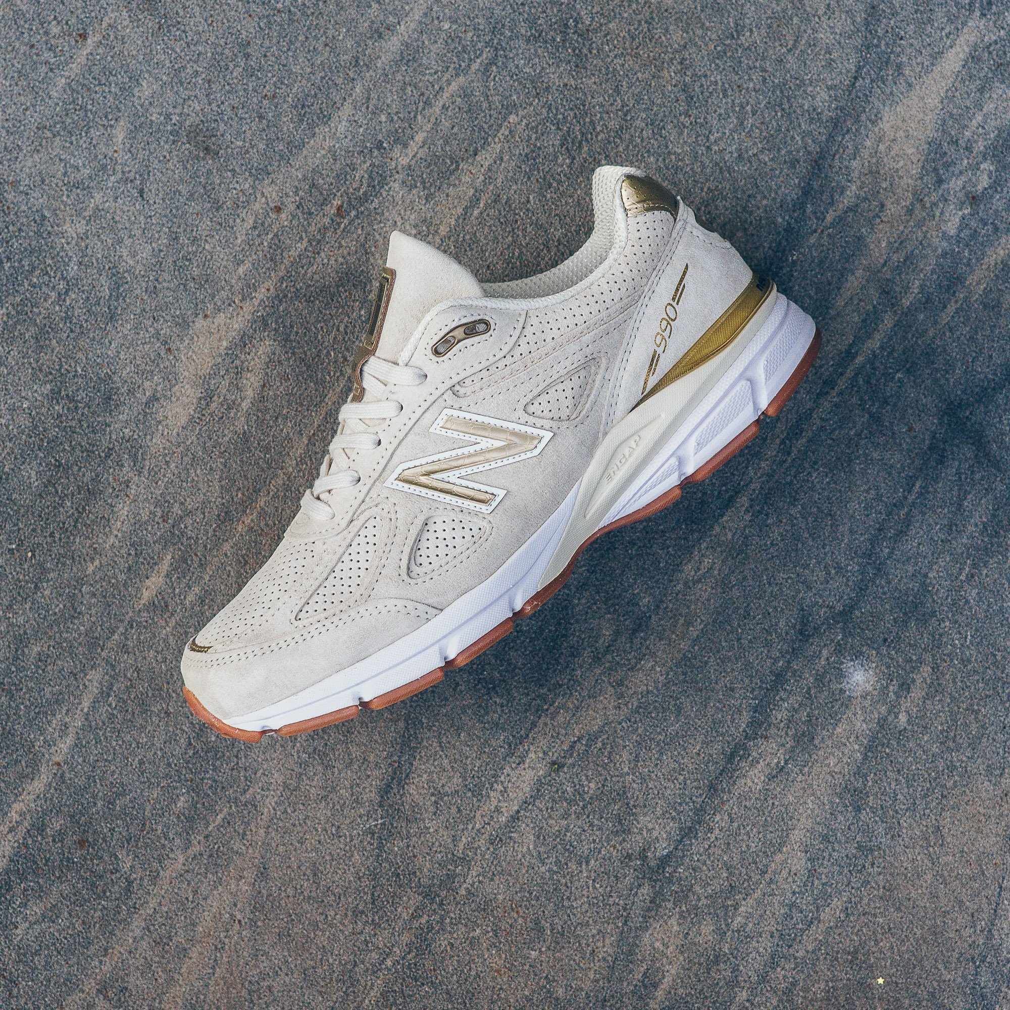 new balance m990ag4