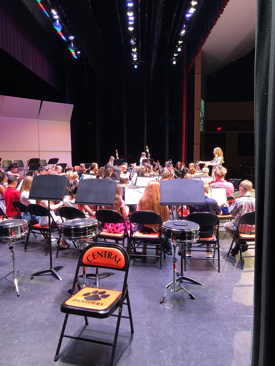 Concerts continue! Tonight the 5th Grade Band, Orchestra, and Chorus perform!