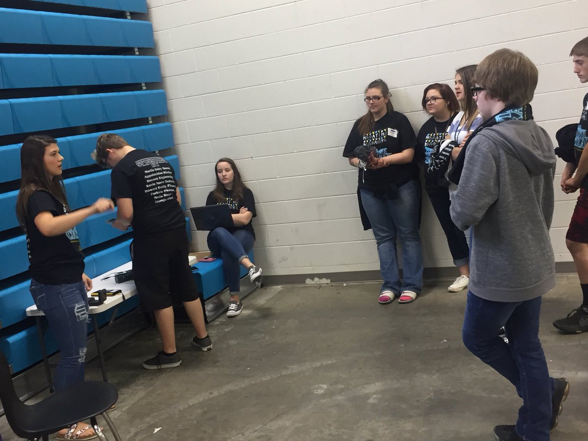 JagsDoMath's tweet photo. #MathDayFCHS https://t.co/477XA5iVNU