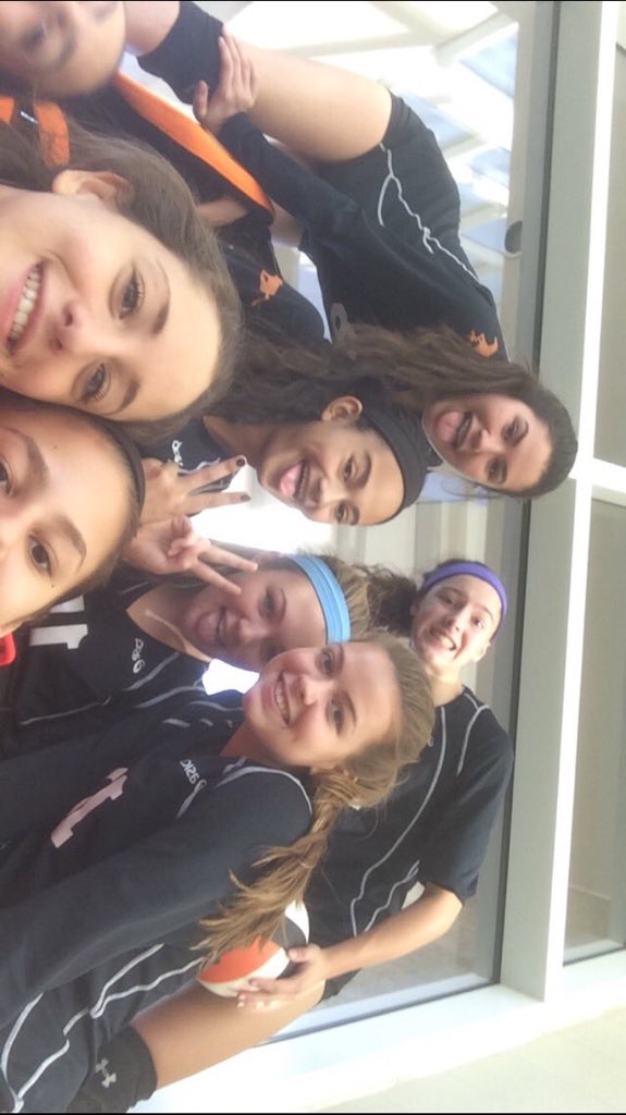 alli_tithof's tweet photo. Happy Birthday @michaelvanackr love you!!!!❤️❤️🎉🎉 https://t.co/DWJOvQLr4Q
