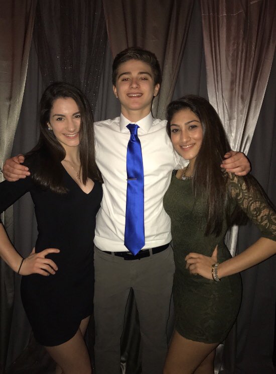 kgreenawaltt's tweet photo. Happy Birthday @NicholasHohn thanks for 6 years of putting up with me and being there for me. even though you’re an ass 99% of the time, I still love ya 100% of the time. Here’s to all the memories and many more to come. Hope 17 treats you well❣️🎁🎈 https://t.co/YUxy4iq2I1
