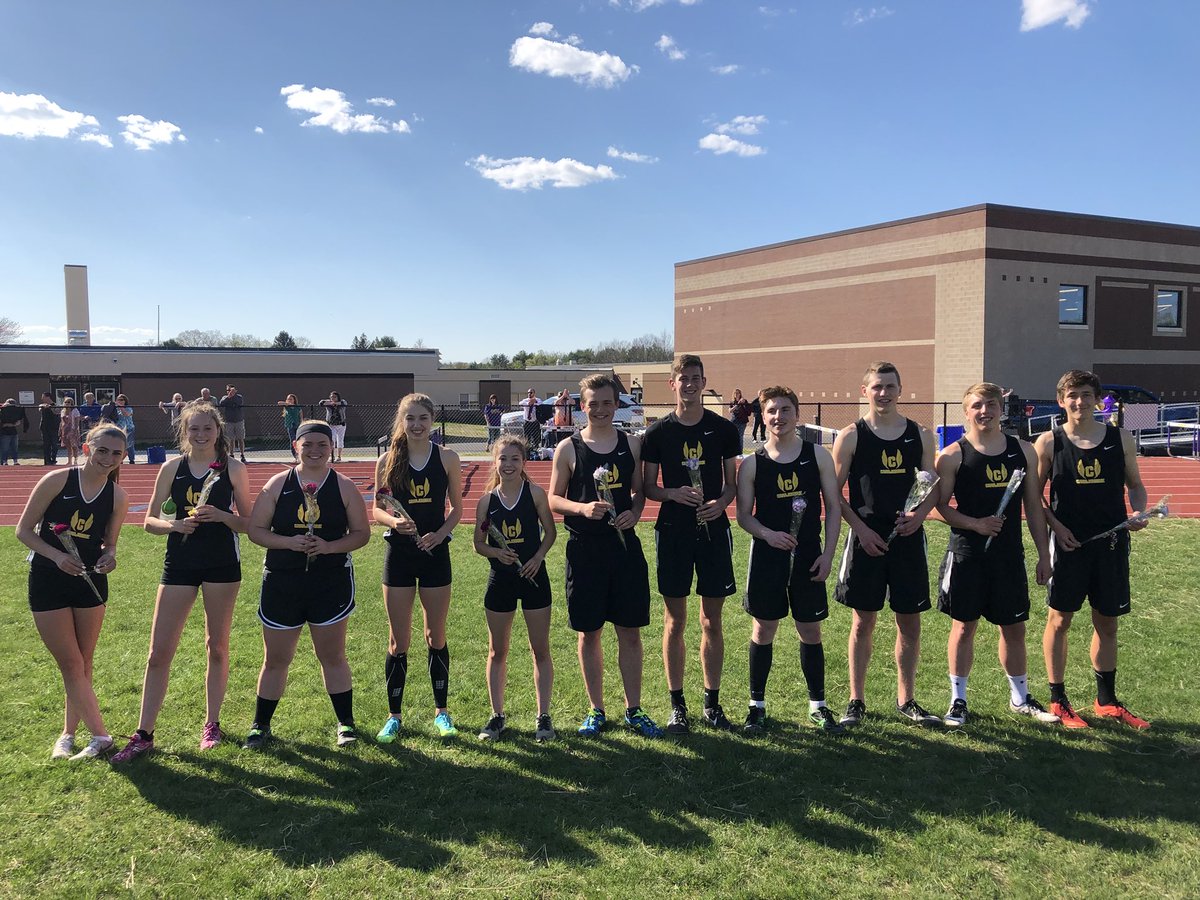 canjotrack's tweet image. Congrats seniors for a great dual meet season! Boys undefeated 3rd year in a row! #wacdualmeetchamps