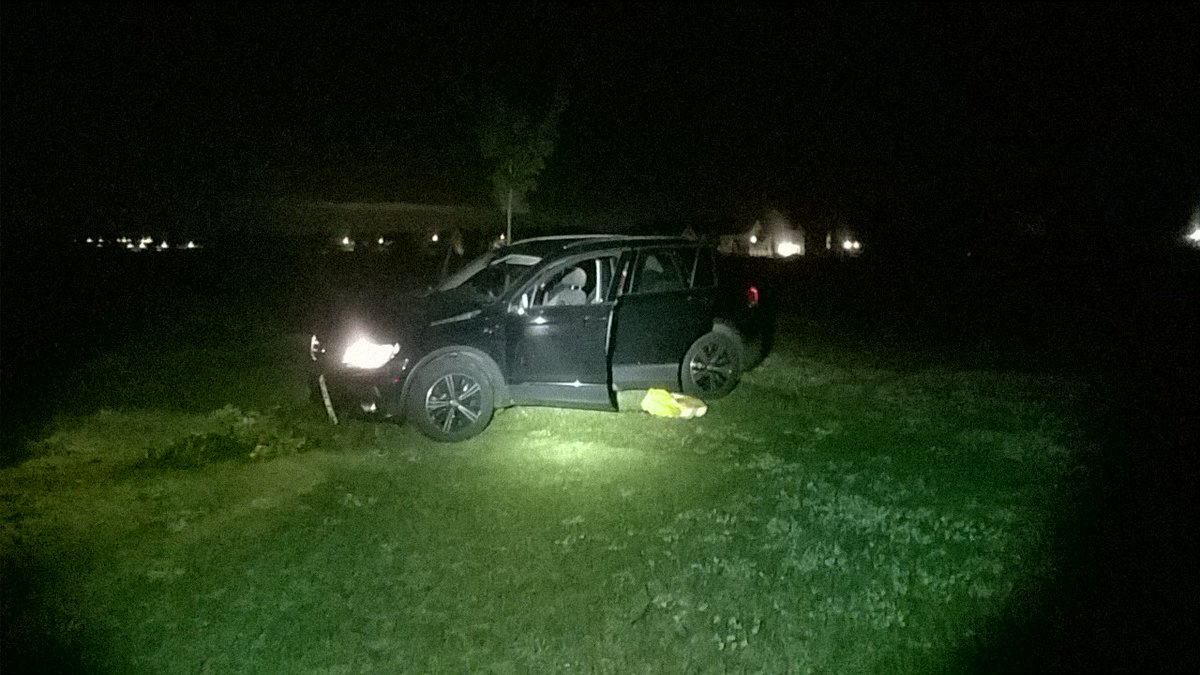 roadpoliceBCH's tweet photo. Excellent pursuit of Stolen Vehicle in Bedford. Help from  @NPAShq . #teamc https://t.co/dCrUmeNPQg