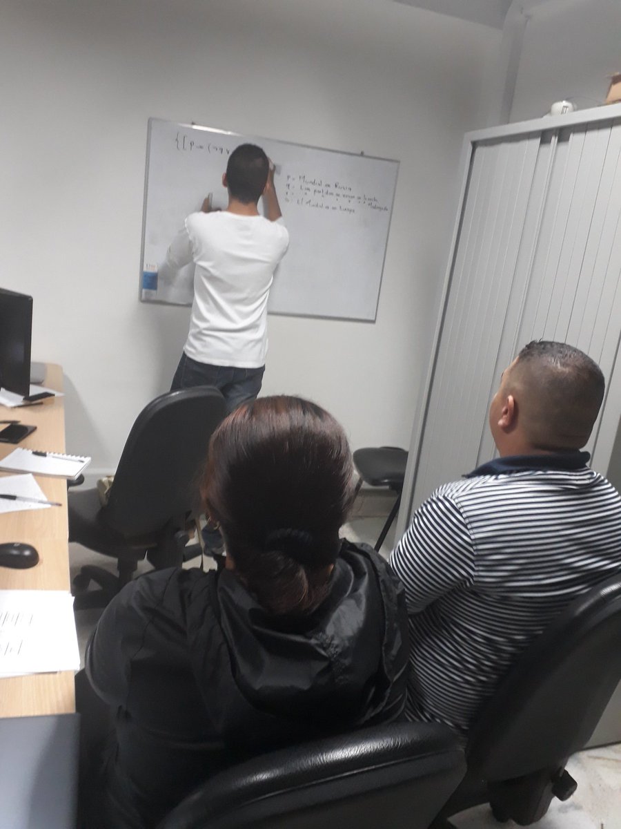 ccastano's tweet image. Estamos comprometidos con el curso #PLMUNAD los estudiantes interactúan en el #CIPAS en la @UNADCALI 
@cienciasunad @Jolumo54Jose @ClaudioCamiloG1