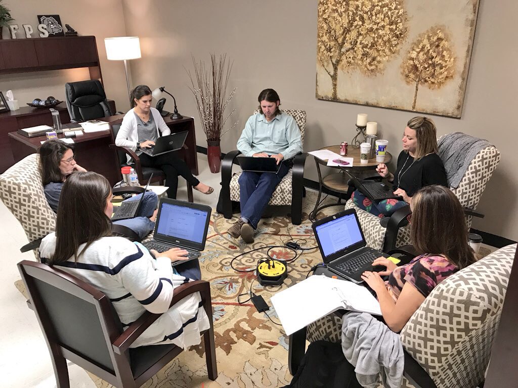 curriculumblog's tweet image. A2: A Leadership Pipeline should include Teacher Leaders, Aspiring Administrators, Aspiring Central Office Directors, Aspiring Superintendents, and More.  #ASCDL2L