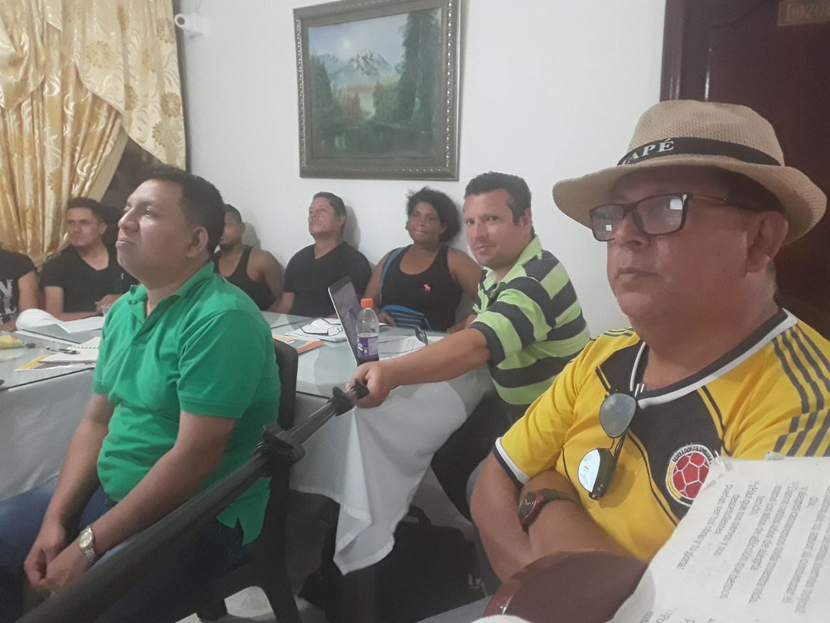 PrensaCorpep's tweet photo. Continuamos en el proceso de formación para el fortalecimiento de los procesos comunicativos en el departamento del Putumayo. Seminario Periodismo Comunitario. Laboratorio de Fortalecimiento de emisoras Comunitarias, con #art #proyectoescobar @adtelevision https://t.co/DqztwSJPEm