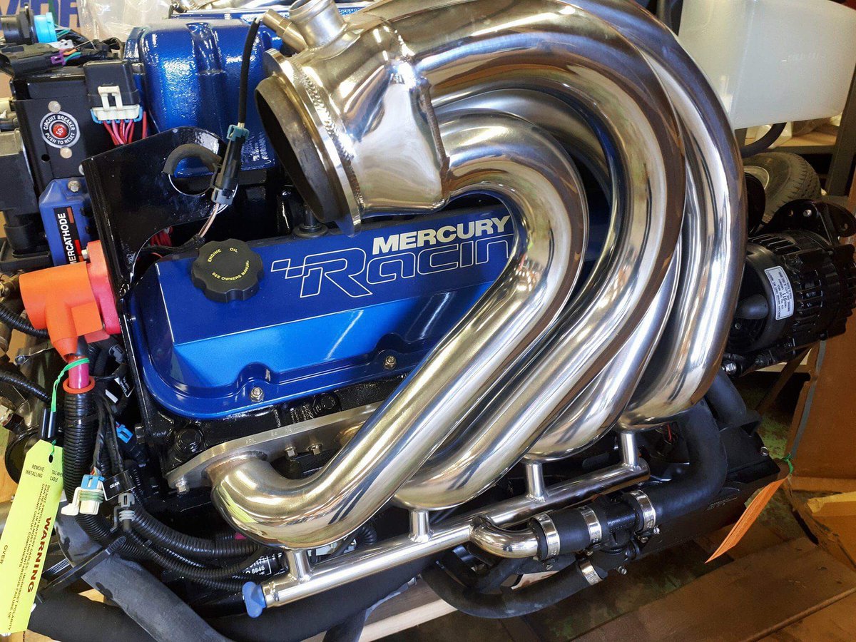 DundasMarineLTD's tweet photo. Check out this @MercuryRacing engine that just got shipped in. HELLO!
#racingengine #dundasmarineltd #ontario #safetyfirst #racingmotor #mercuryracing #mercury #boatracing #hamilton #dundas #boatparts #bluebeasy ##dundasmarine#needforspeed #waterspeed #watersports https://t.co/3WJejVGUYX