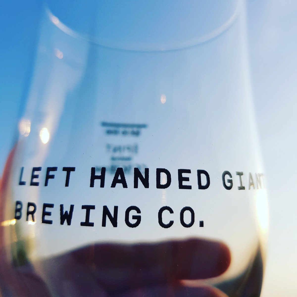 Bespoke glassware for Left Handed Giant Brewing Co.😎🍻

BREWING MODERN, PROGRESSIVE BEERS
SINCE 2015

@lefthandedgiantbrewing
#bristol
#beerglass 
#beers 
#brewery 
#ukbrewery 
#ukbeer 
#screenprint 
#festivalglass