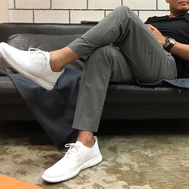 djtonytoni's tweet photo. Waiting game. You in trouble when the boss calls you to come see him. Another KBP memo! 🤦🏾♂️ #2ZEROGRAND #Stitchlite #ColeHaanPH @colehaanph https://t.co/OgtUi9efFO https://t.co/Ia68PETO9j