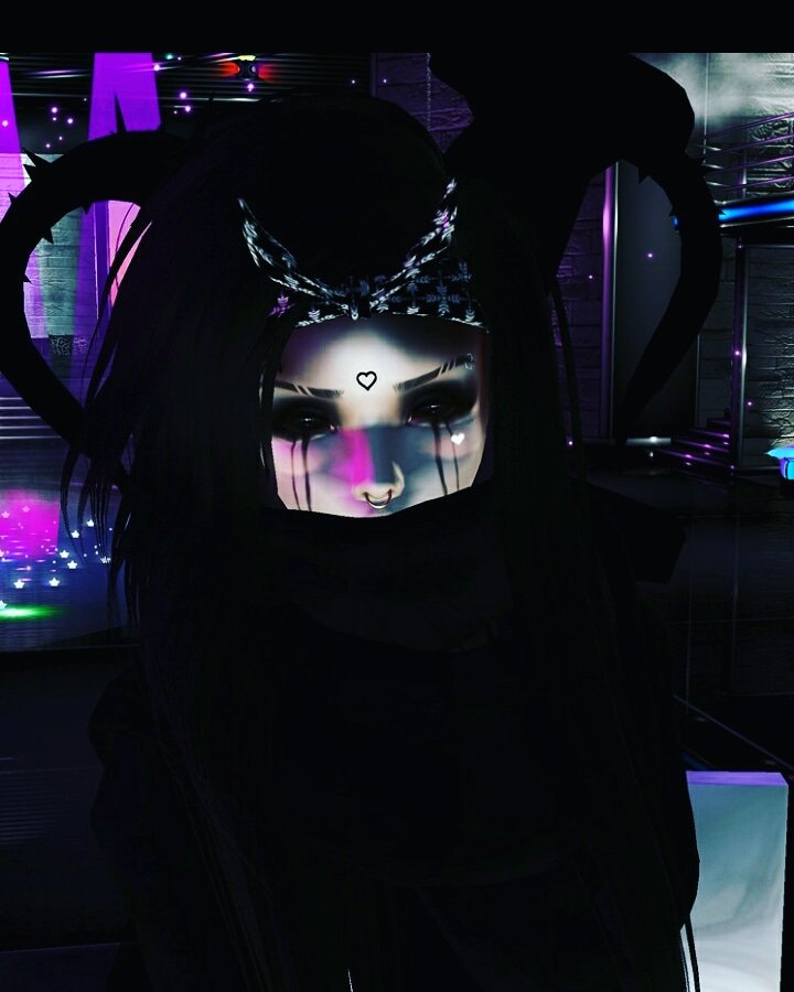 SophiaTKYSModel's tweet photo. Enjoying my night with my TKYS Fam. @TheKrazy_YS @pingutkkmodel @TheBestOfGiGi @JLynn544 @FlamingTigerWar https://t.co/SyAuC3hztR
