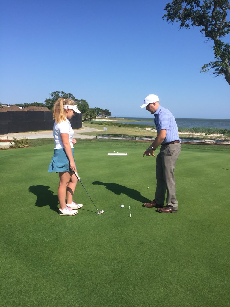 dgraygolf's tweet image. Great to have our new putting instructor @angelottigolf here @seaislandgpc to start working with our players training with @SwashPutting and @PS_SeaIsland #puttinginstruction