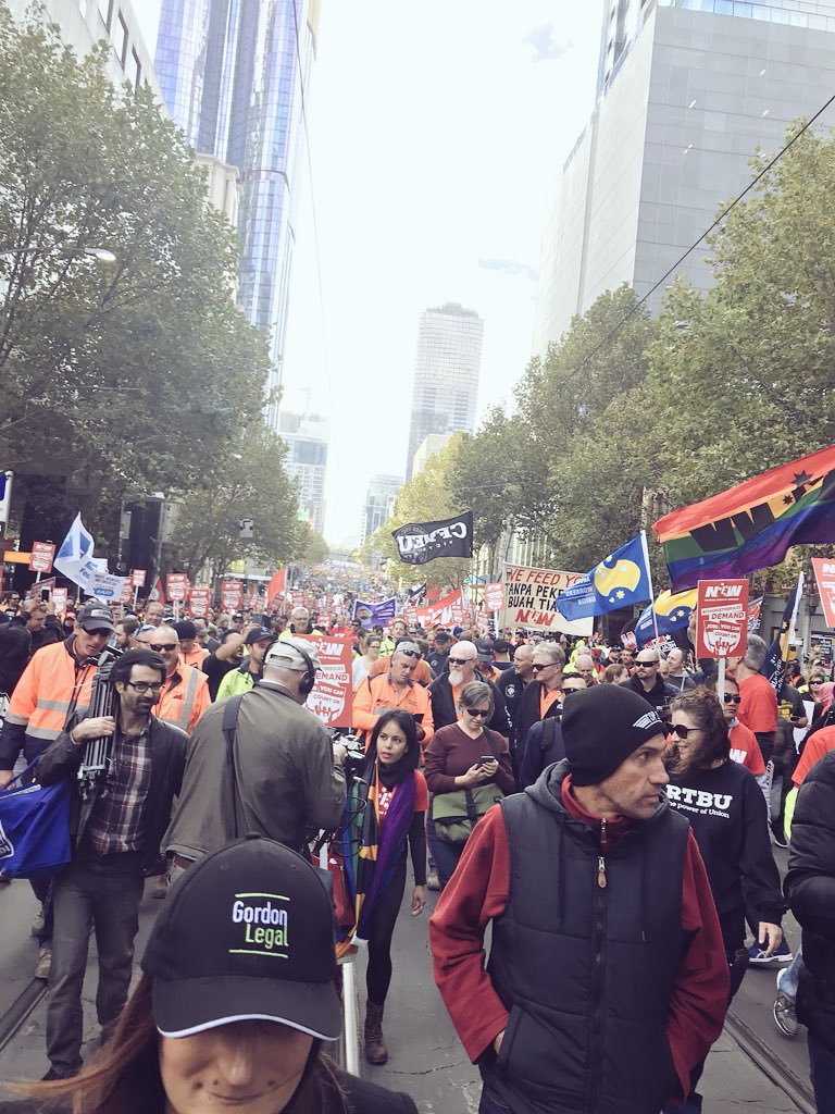 csaunders_09's tweet photo. Unity, nothing like it. #ChangeTheRules https://t.co/6vQULTZK22